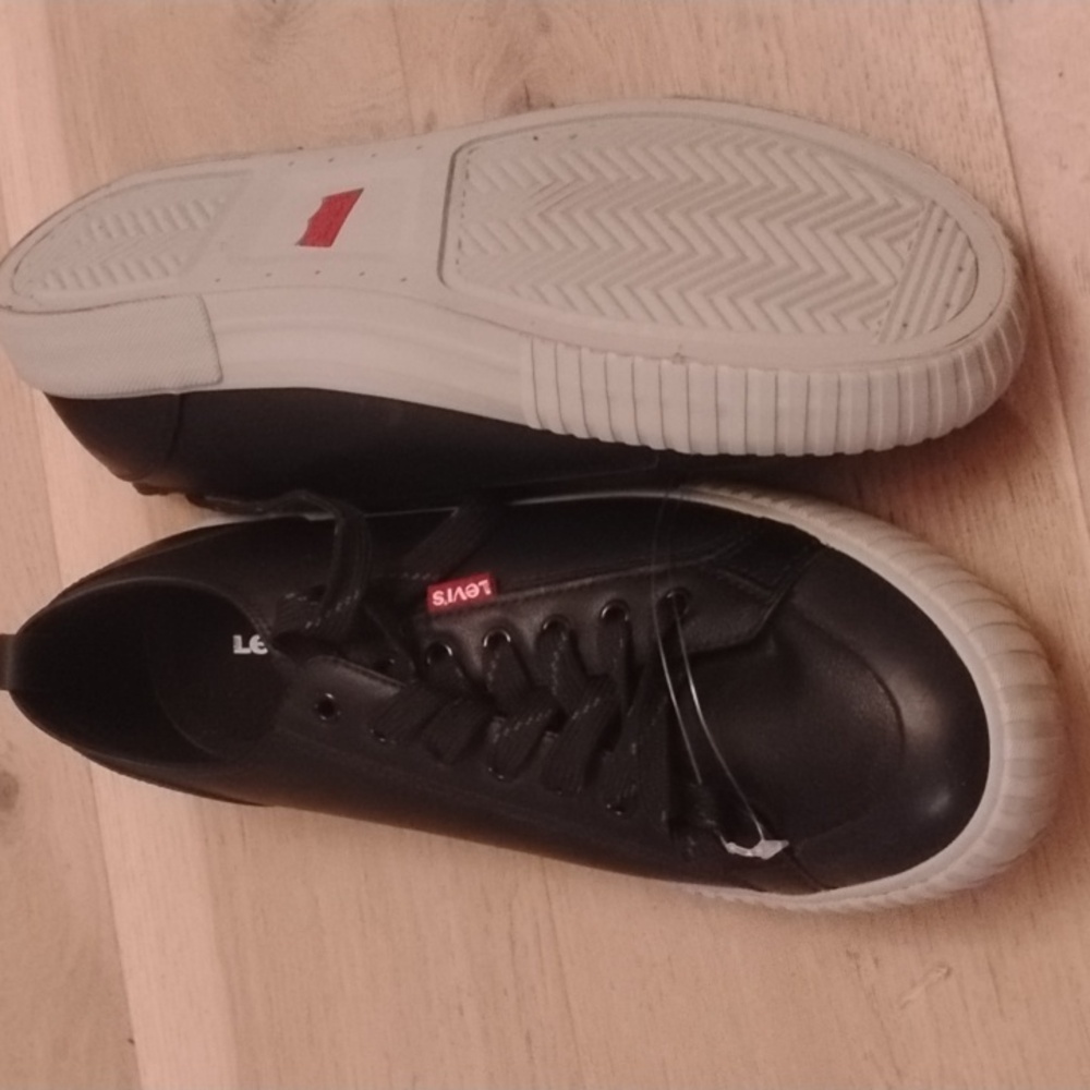 Levi's Black Casual Tennis Shoes NWOT